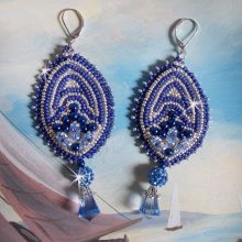 BO Azul Marino bordado con cristales de Swarovski, cuentas de vidrio redondas y cuentas de rocalla Miyuki